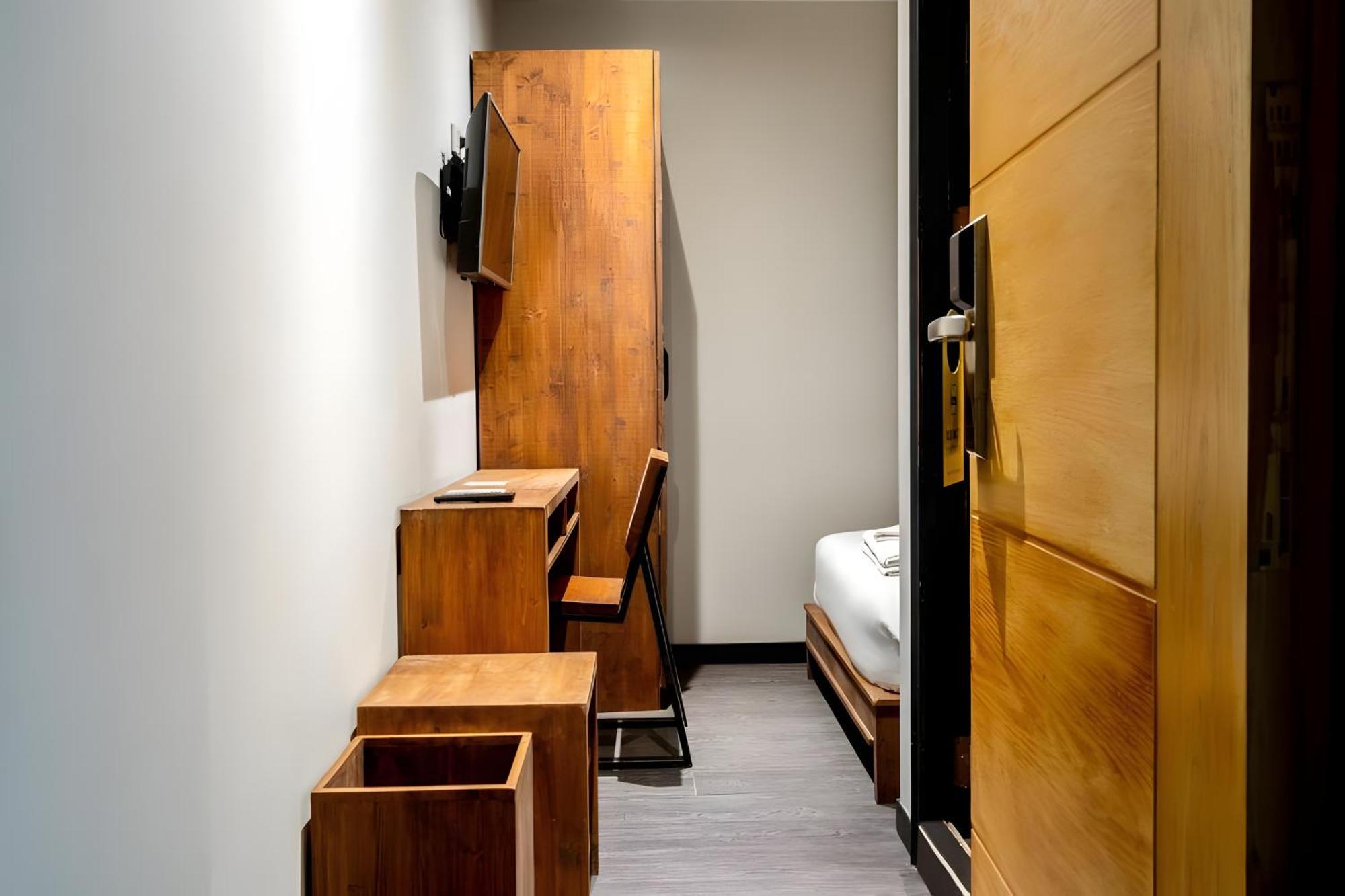 Go Inn Sukhumvit Soi 20 Bts Asok Банкок Екстериор снимка